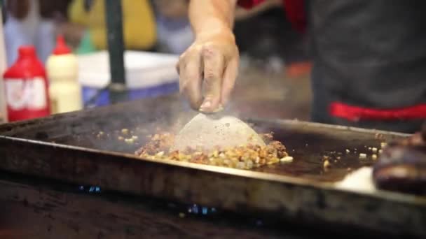 Moroccan Man Hand Chopping Meat Make Sandwiches Street Beni Melal — Wideo stockowe