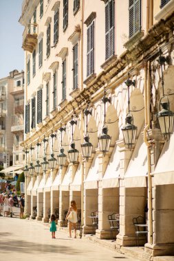 Korfu-Yunanistan, 15 Eylül 2015 Korfu Kadın ve Çocuk Gezisi Korfu Kasabası Tarihi Merkezi
