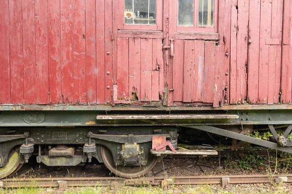 Old Abandoned Wooden Red Train Carriage — Foto de Stock