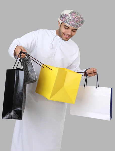 Omani Homem Segurando Sacos Compras — Fotografia de Stock