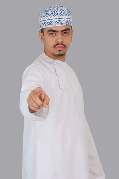 Ománi Férfi Alkalmazott Kézmozdulatot Tesz — Stock Fotó