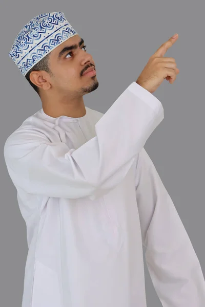 Omani Homem Empregado Fazendo Gesto Mão — Fotografia de Stock