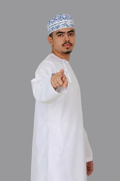 Ománi Férfi Alkalmazott Kézmozdulatot Tesz — Stock Fotó