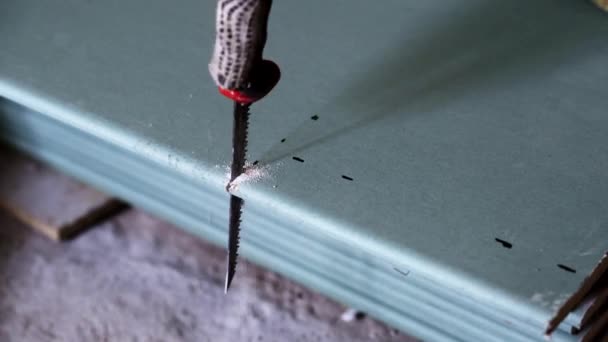 Cutting Plasterboard Handsaw — Stock Video