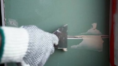 Sıva Eklemleri Sıva Doldurucu ile Dolduruluyor