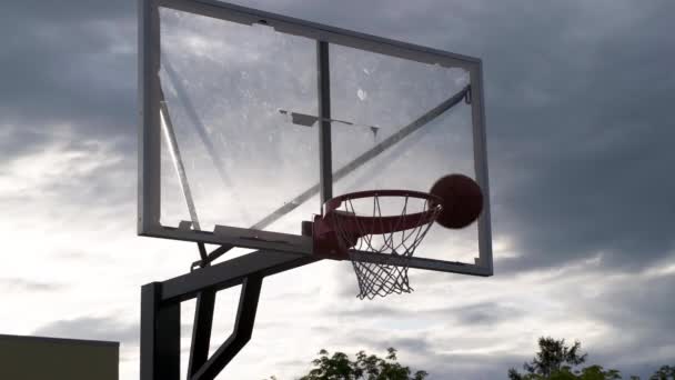 Ball Goes Basketball Hoop Slow Motion — Wideo stockowe