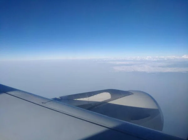 Gökyüzünden Bir Görüntü Var Güzel Bir Uçak Fotoğrafı — Stok fotoğraf