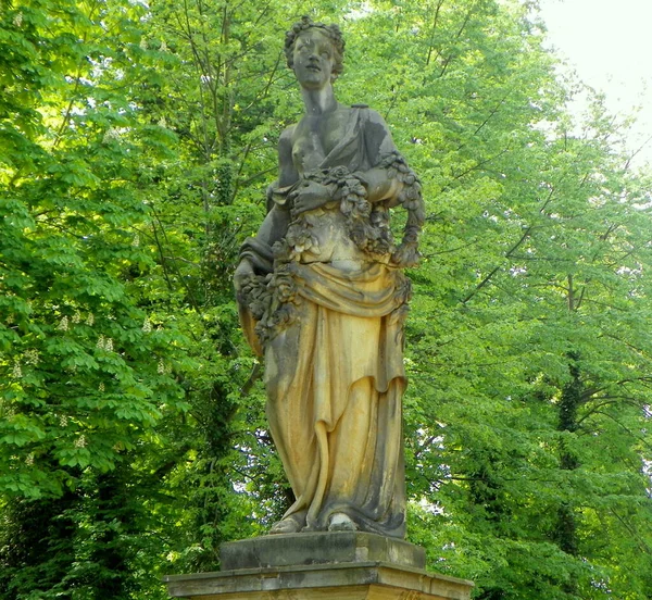 Deutschland Potsdam Park Sanssouci Neues Schloss Skulptur Einer Frau — Stockfoto