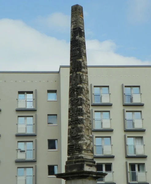 Niemcy Poczdam Bundesstrasse Obelisk Centrum Miasta — Zdjęcie stockowe