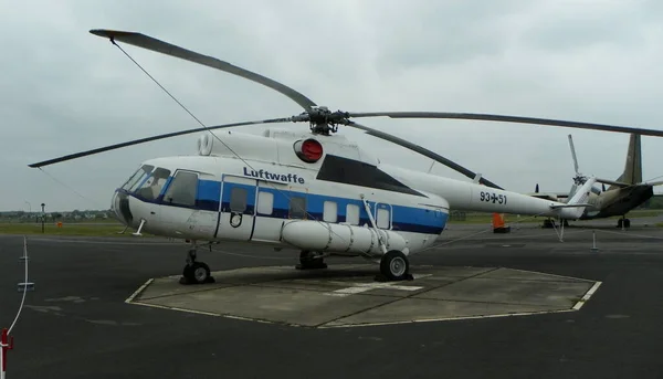 军事史博物馆 苏联多功能直升机Mil Hip — 图库照片
