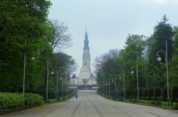 Polonia Czestochowa Avenida Santa Virgen María Camino Monasterio Jasna Gora — Foto de Stock