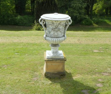Almanya, Potsdam, Sanssouci Parkı, Portakal Sarayı, dekoratif vazo