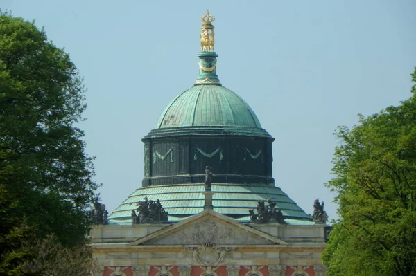 Duitsland Potsdam Sanssouci Park Uitzicht Koepel Van Het Nieuwe Paleis — Stockfoto