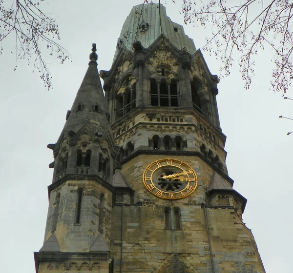 Німеччина Берлін Меморіальна Церква Кайзера Вільгельма Вид Знизу — стокове фото
