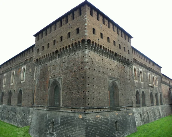 Itália Milão Castelo Sforza Fosso Protetor Muralhas Castelo — Fotografia de Stock