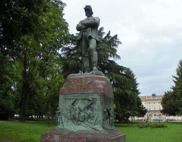 Italy Milan Park Indro Montanelli Monument Giuseppe Sirtori — Stock Photo, Image