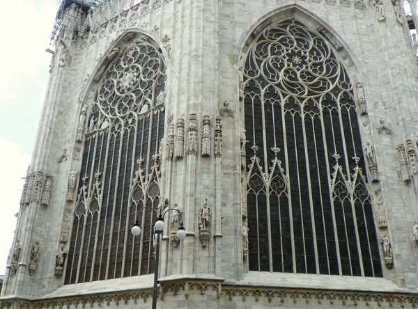 Italie Milan Milan Cathédrale Élément Façade Fenêtre Sculpture — Photo