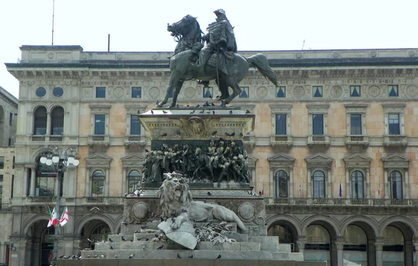 Italy Milan Cathedral Square Piazza Del Duomo Monument Victor Emmanuel — ストック写真