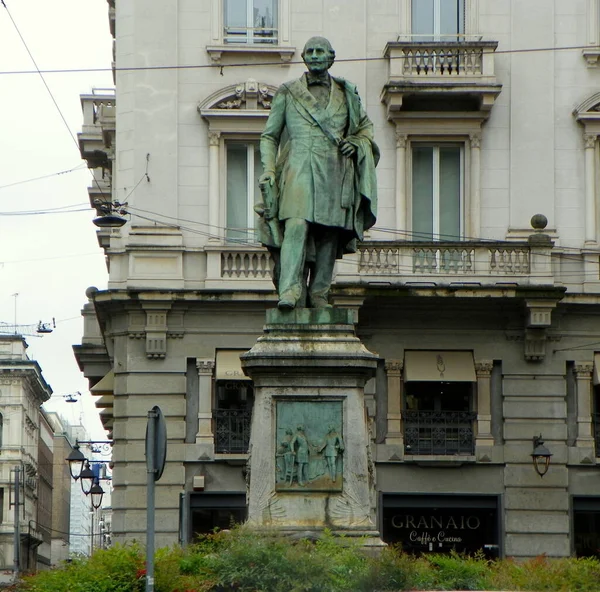 Italy Milan Santa Margherita Carlo Cattaneo Monument — 스톡 사진