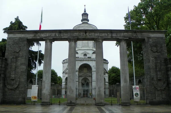 Italy Milan Largo Agostino Gemelli Temple Victory —  Fotos de Stock