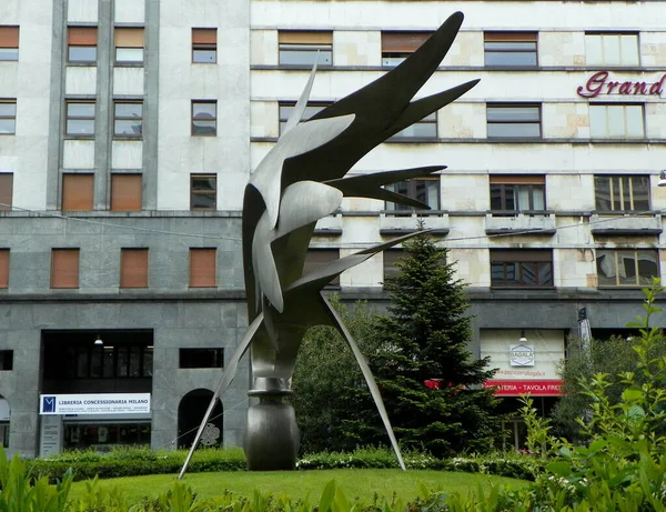 Italy Milan Piazza Armando Diaz Carabineers Monument — Stock Fotó