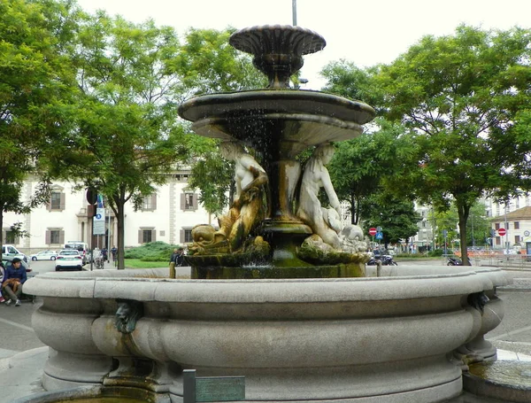 Italy Milan Piazza Fontana Franchi Mermaids Piazza Fontana — Stock fotografie