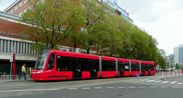 Bratislava Slovakia Namestie Snp Red Tram — Foto de Stock