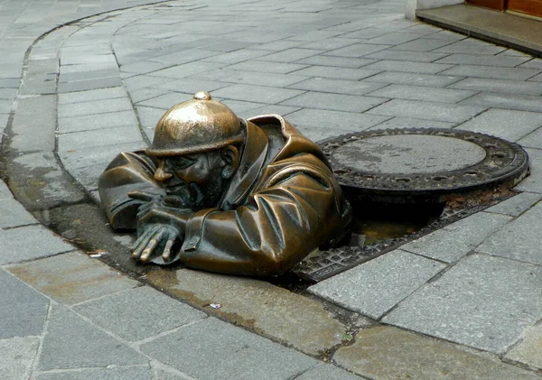 Bratislava Slovakia Rybarska Brana Statue Man Work — Fotografia de Stock