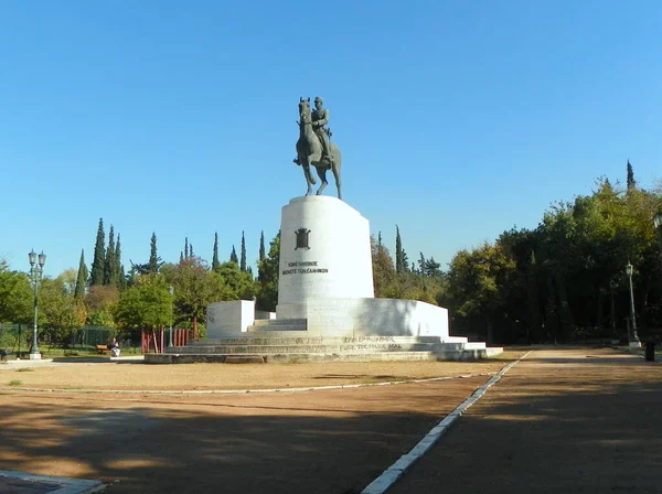Греция Афины Педион Ареос Конная Статуя Царя Константина — стоковое фото