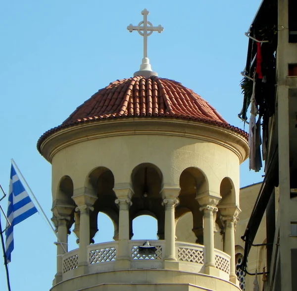 Grécia Atenas Torre Sineira Igreja Ortodoxa Grega Panteleimon — Fotografia de Stock