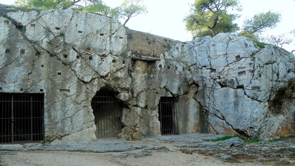 Görögország Athén Filopappou Hegy Szókratész Börtön — Stock Fotó