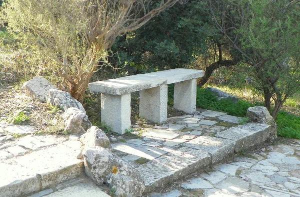 Grecia Atenas Filopappou Hill Banco Mármol Cerca Del Mausoleo — Foto de Stock
