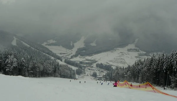 Ukraine Carpathians High Mountain Landscape Winter Foggy Weather — Fotografia de Stock