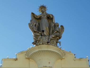 Malta, Sliema, the sculpture of the Our Lady on the roof of the house (Triq Il - Karmnu)