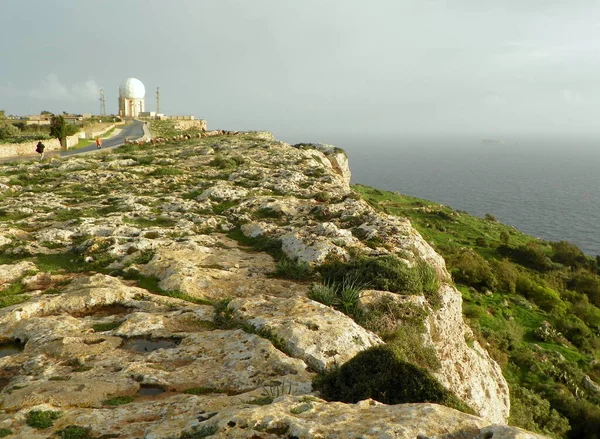 Malta Dingli Cliffs Dingli Aviation Radar Rocks Sea — Foto de Stock