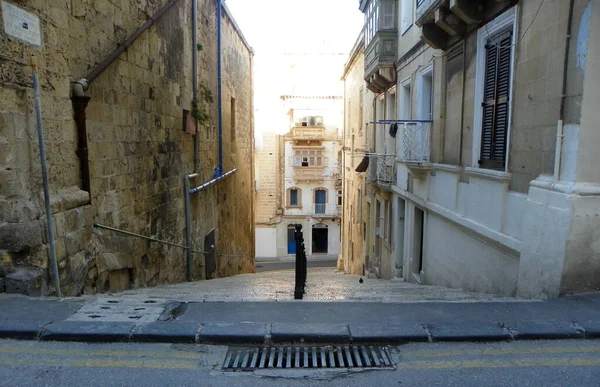 Мальта Валлетта Вниз Улице Микеля Антона Вассалли — стоковое фото