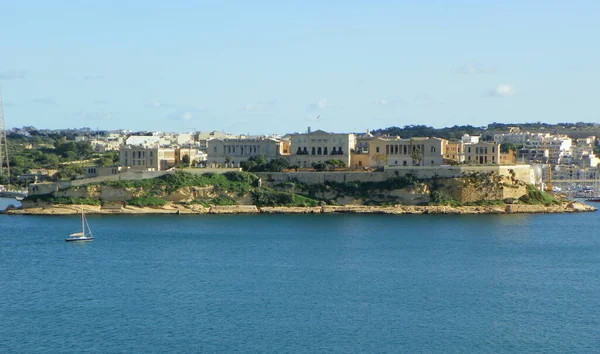 Malta Valletta View Villa Bighi Kalkara Monument Unknown Soldier — Zdjęcie stockowe