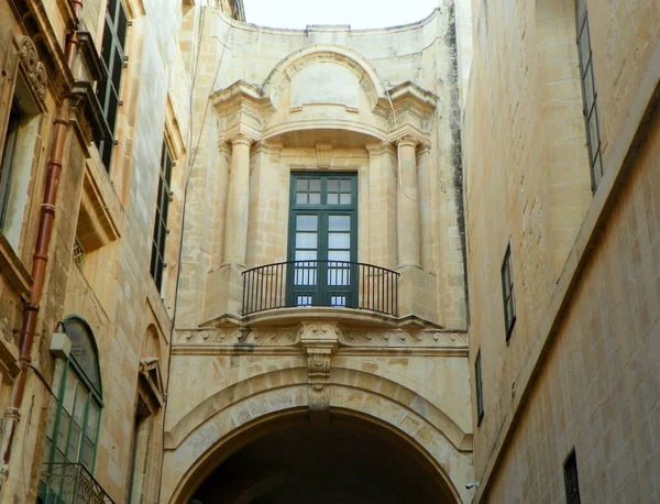 Malta Valletta Streets City Ancient Stone Balcony — Zdjęcie stockowe