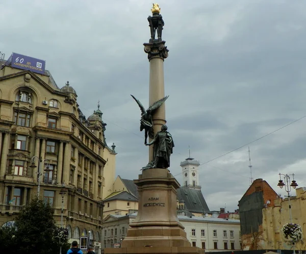 Ukraine Lviv Monument Adam Mickiewicz — ストック写真