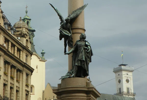 Ukraine Lviv Monument Mickiewicz — Zdjęcie stockowe