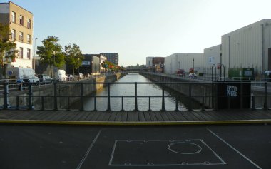 Belgium, Brussels, Pont des Hospices, view of the canal Bruxelles-Charleroi