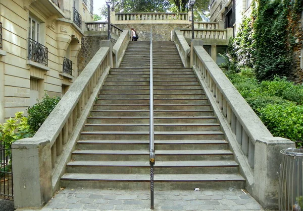 França Paris Rue Girardon Escadas Para Cima Com Corrimão — Fotografia de Stock