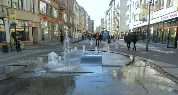 Polonia Wroclaw Olavska Fuente Calle —  Fotos de Stock