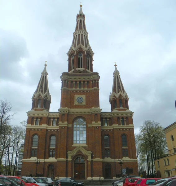 Polen Lodz Sienkiewicza Straat Jezuïetenkerk — Stockfoto