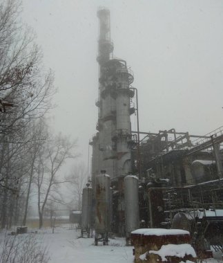 Ukrayna, İvano-Frankivsk bölgesi, Dolyna, terk edilmiş fabrika