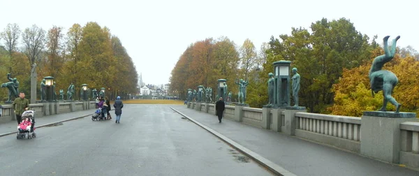 Norvegia Oslo Vigeland Sculpture Park Scultura Sul Ponte — Foto Stock