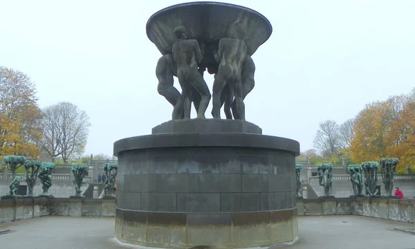 Noruega Oslo Vigeland Sculpture Park Estatuas Escultura Fuente — Foto de Stock