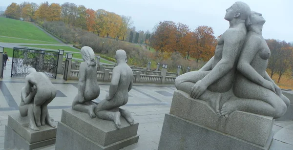 Noruega Oslo Frogner Park Esculturas Nos Degraus Monólito — Fotografia de Stock