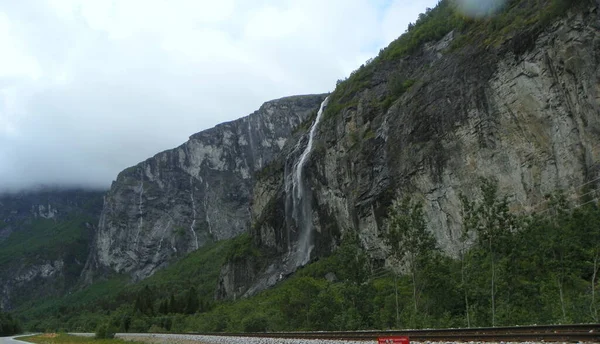 Norvégia More Romsdal Megye Hatalmas Sziklák Vízesések Vad — Stock Fotó