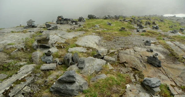 Norwegia Więcej Romsdal County Trollstigen Duże Małe Kamienne Piramidy — Zdjęcie stockowe